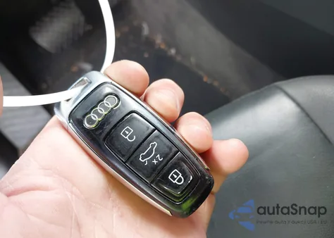 2021 Audi Q7 Premium Plus 55 Tfsi Quattro Tiptronic from USA, damaged, VIN WA1LXAF72MD014140